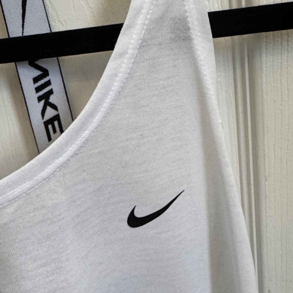Nike Women's Racerback - Picture 2 of 4